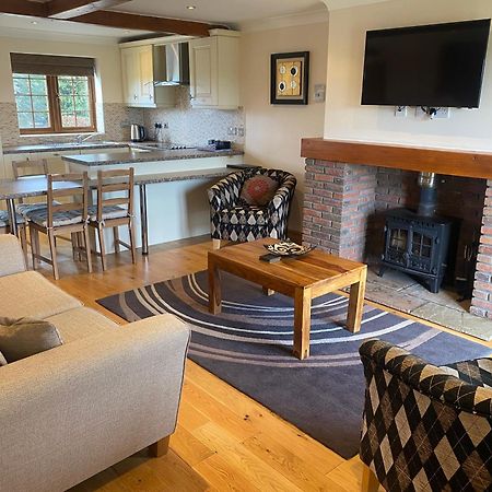 Red House Farm Cottages 贝弗利 外观 照片